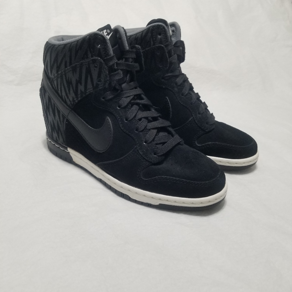 Nike Women's Dunk Sky Hi 'Zig Zag' black - Picture 1 of 15